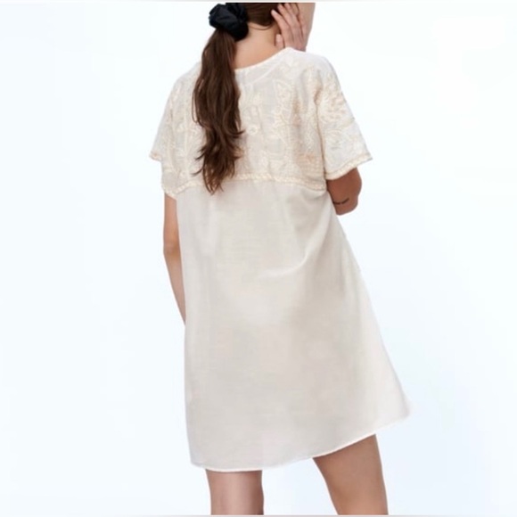 Zara Cream Embroidered flowy cotton Blouse Tunic - Picture 3 of 8